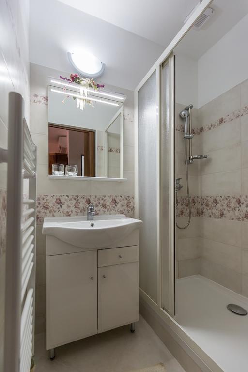 Penzion Gazdovsky Hostinec Topoľčianky エクステリア 写真