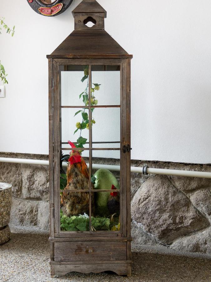 Penzion Gazdovsky Hostinec Topoľčianky エクステリア 写真